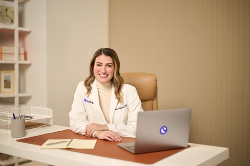 Treat Acne, Fine Lines and More | Curology Custom Skincare
